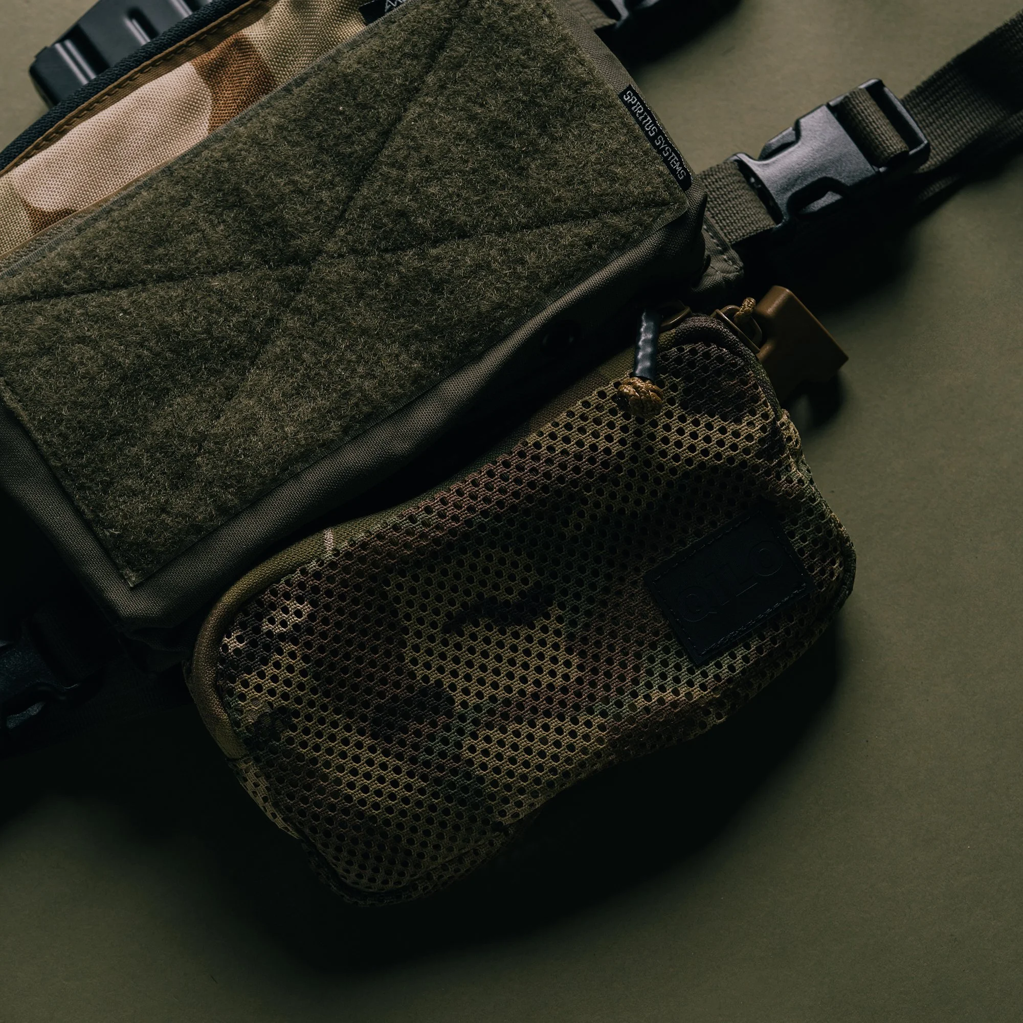 QILO Tactical Convertible Pouch ドロップポーチ ウエストポーチ